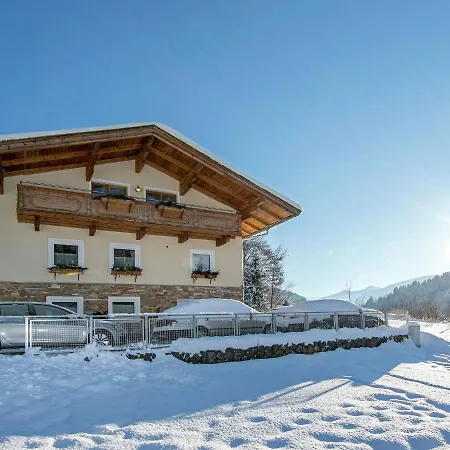 Ferienhaus Spacious Near Area In Itter